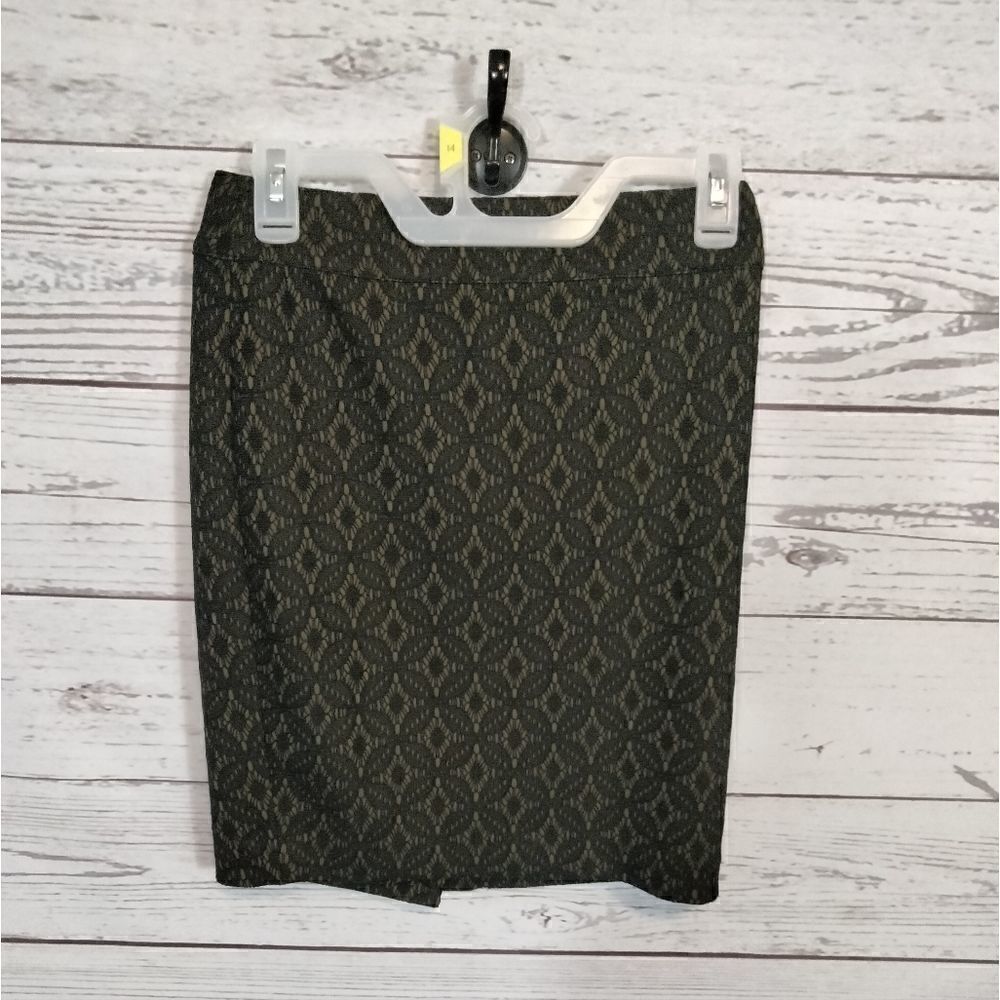 "Loft"ย woman'sย skirt โ